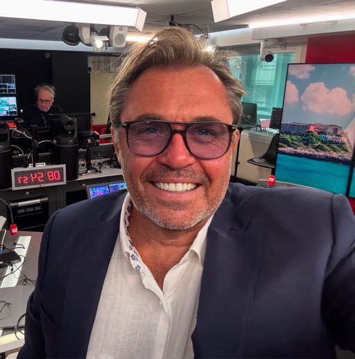 Hervé Pouchol, chanteur
